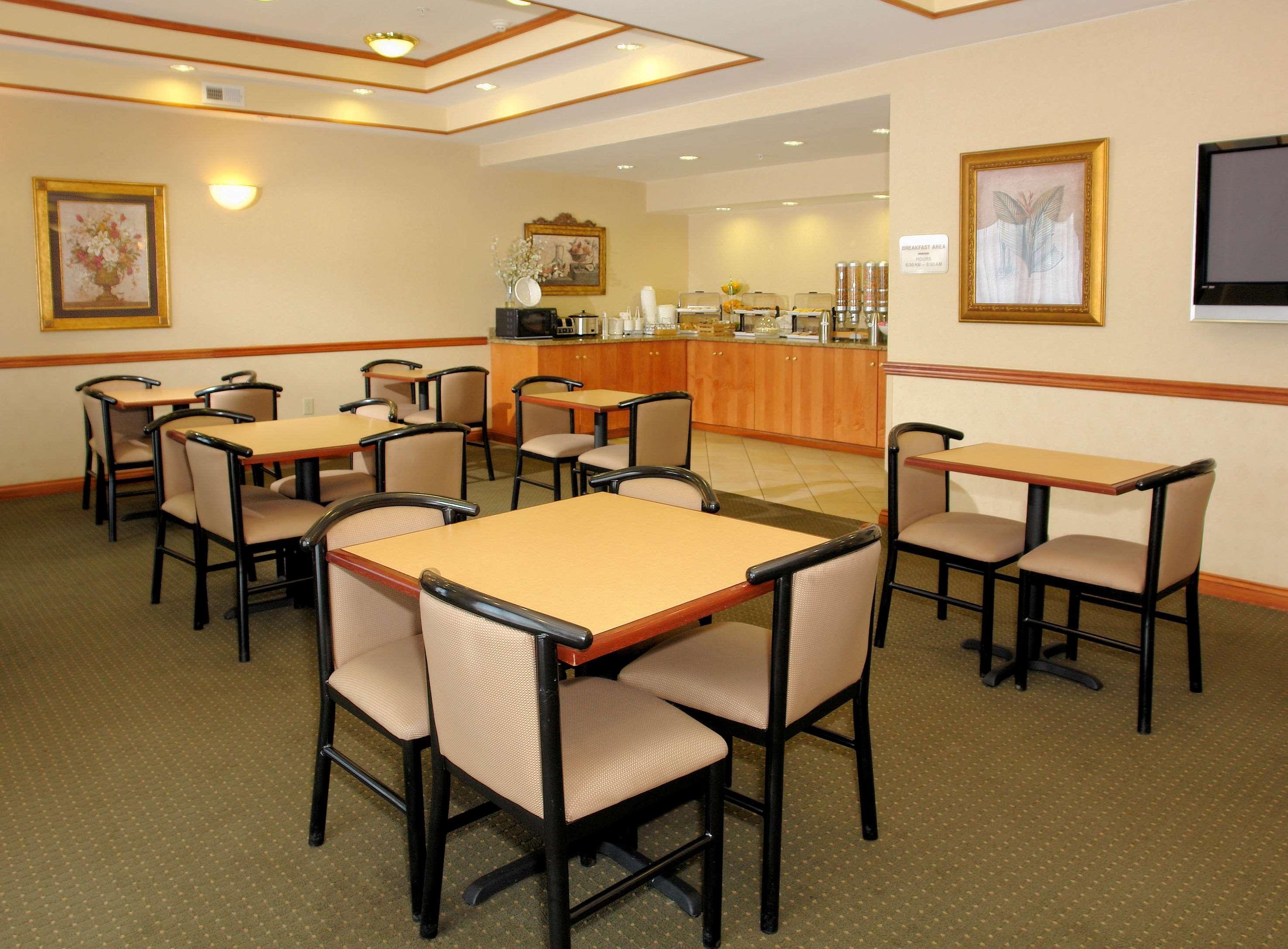 Best Western Executive Inn - Latta Berrys Crossroads Dış mekan fotoğraf