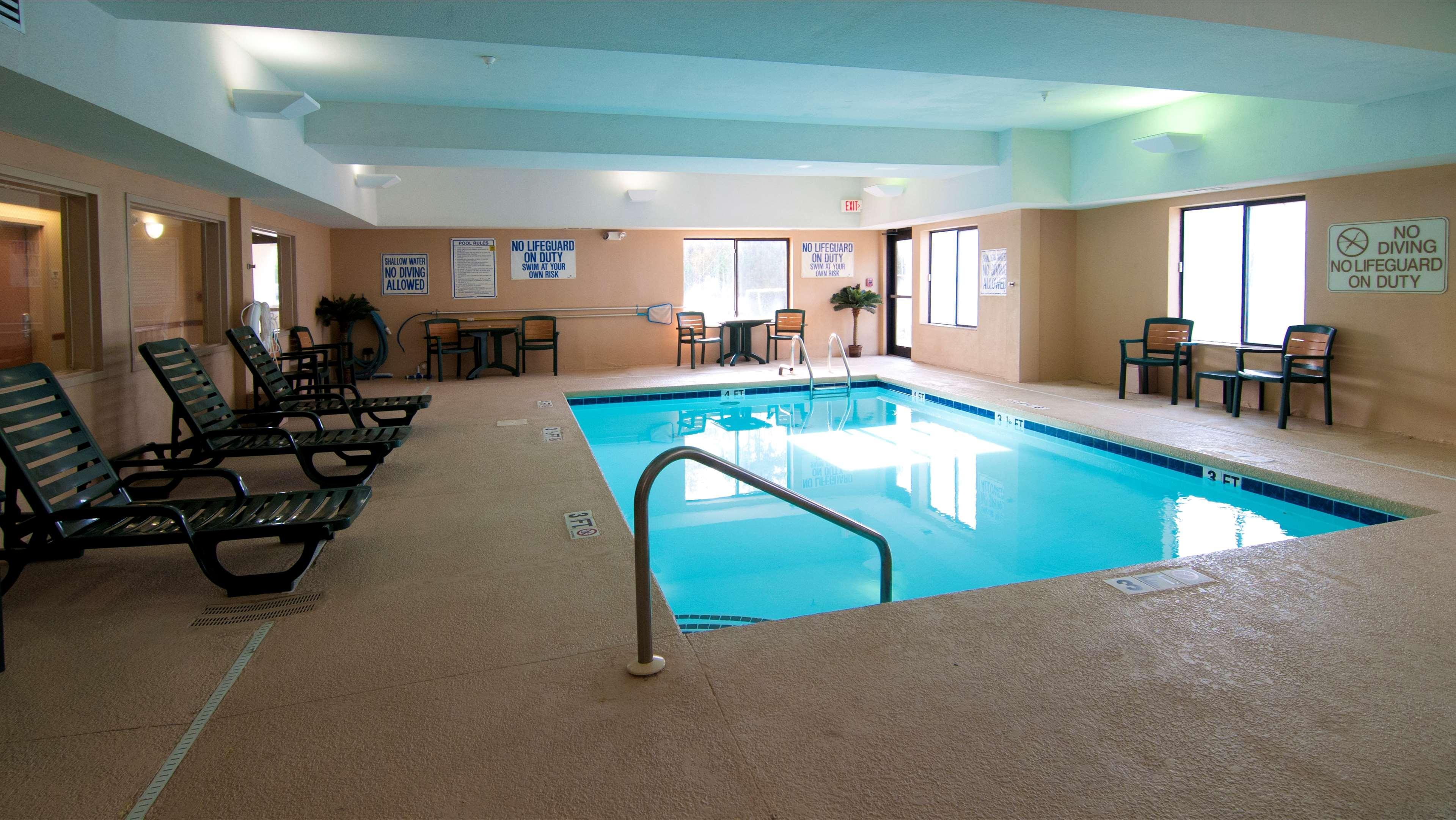 Best Western Executive Inn - Latta Berrys Crossroads Dış mekan fotoğraf